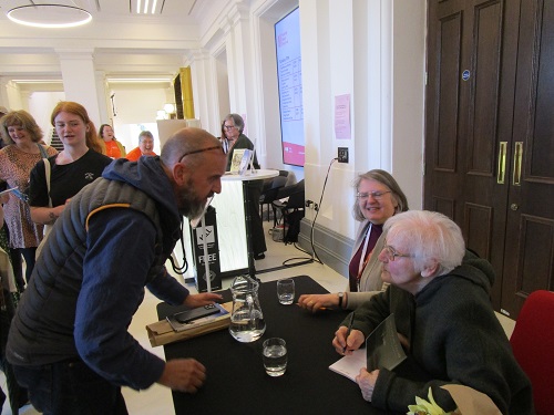 Bobby Motherwell with Betty McKellar and Louise Turner at the Signing